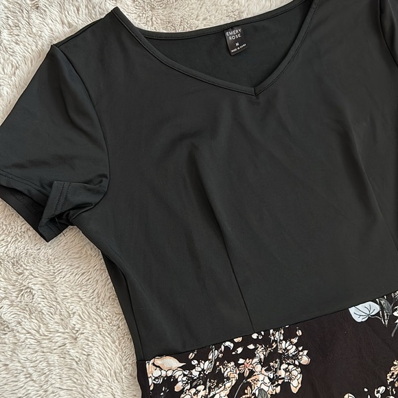 Spring floral and black dress, Emery Rose, size medium - Picture 4 of 8